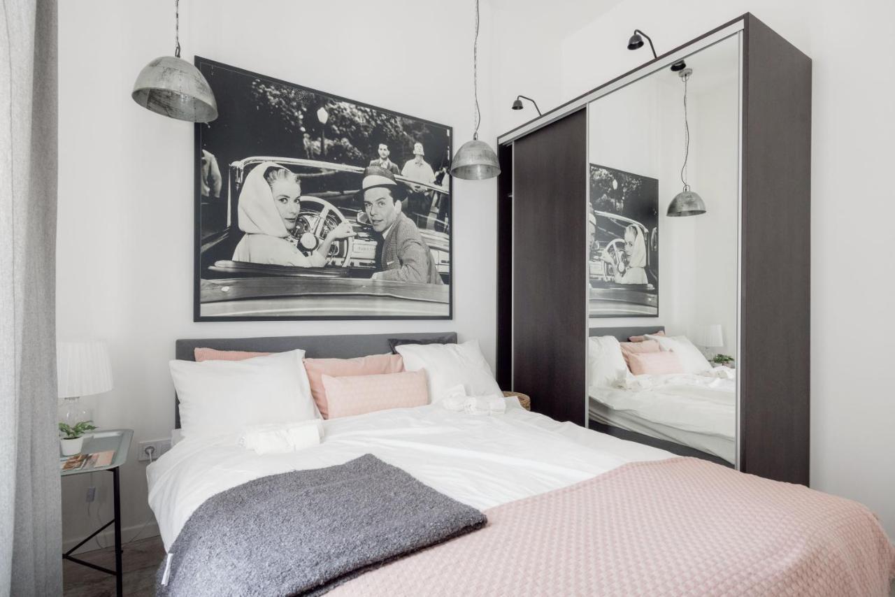 Two-Bedroom Apartment Next To Music Academy Boedapest Buitenkant foto